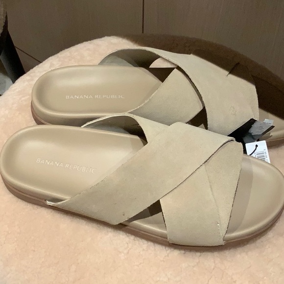 Banana Republic CROSSOVER SUEDE SANDAL - Picture 6 of 6